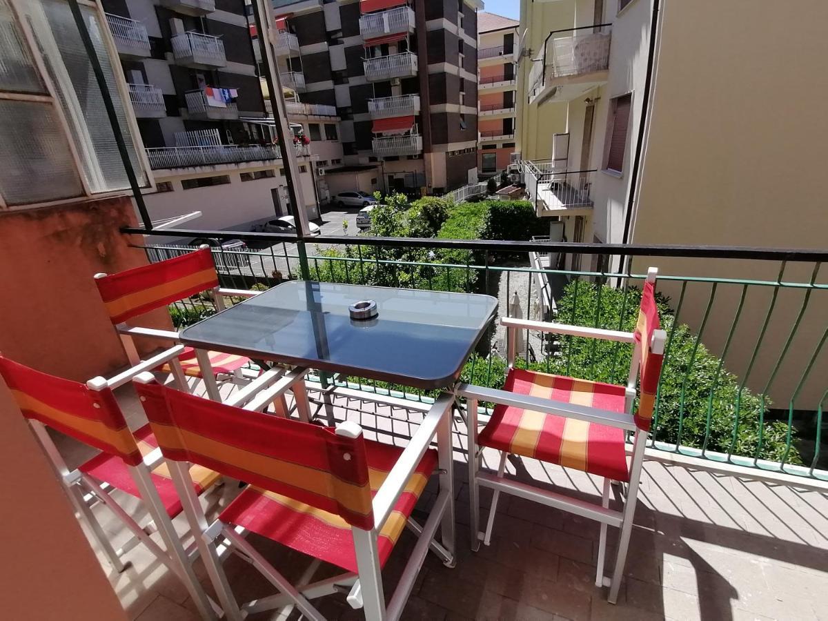 P In Centro 2 Apartment Sestri Levante Bagian luar foto